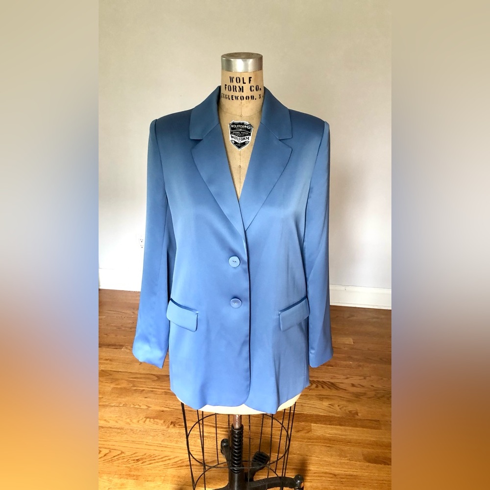 Nicole Williams English Bar III Relaxed Boyfriend Jacket in Harbor, size Small